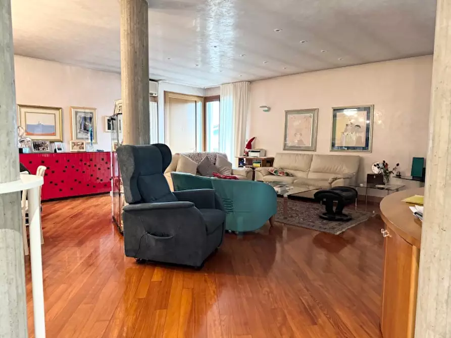 Immagine 10 di Villa in vendita  a Saccolongo