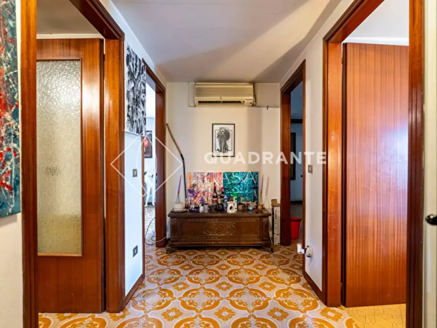 Immagine 2 di Attività commerciale in vendita  in via Fossona a Cervarese Santa Croce