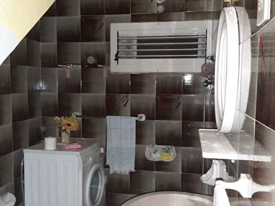 Immagine 17 di Appartamento in vendita  in Via Antonio Gramsci a Posada