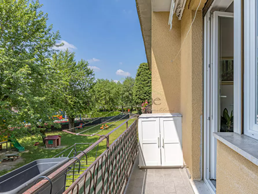 Immagine 9 di Appartamento in vendita  in Via Risorgimento a Tavernerio