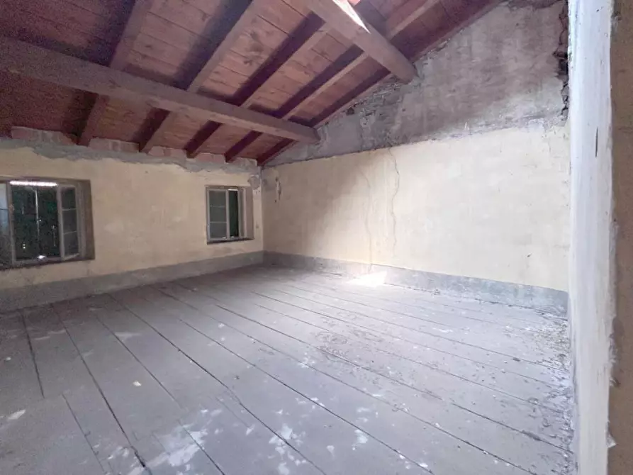 Immagine 18 di Rustico / casale in vendita  in Via Ponte a Pescantina