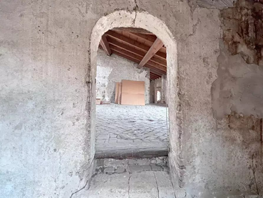 Immagine 20 di Rustico / casale in vendita  in Via Ponte a Pescantina