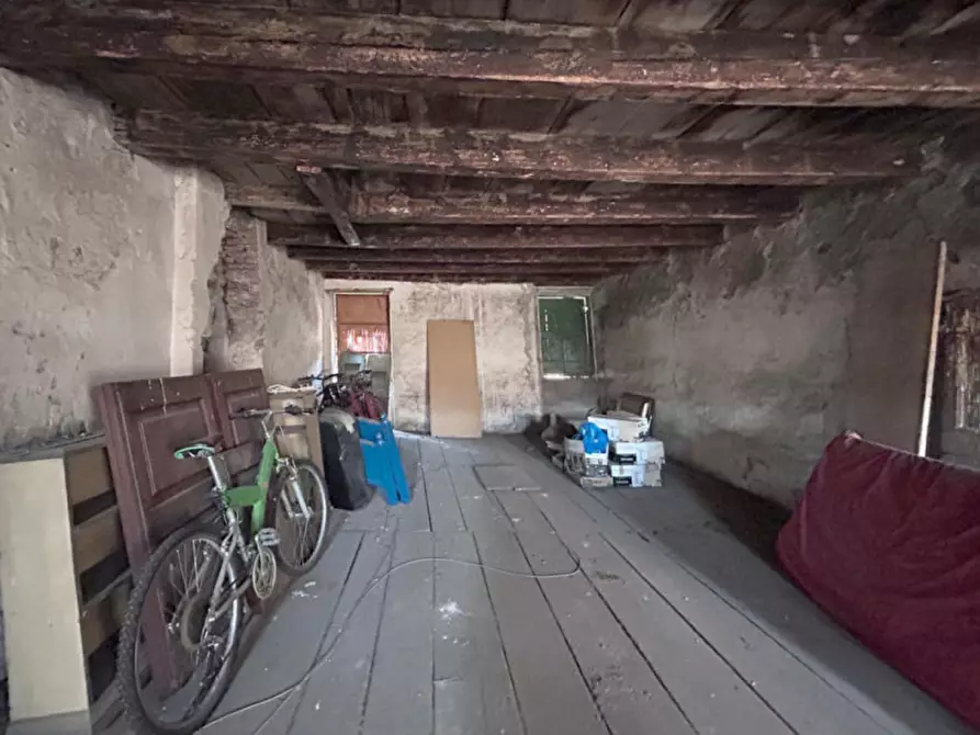 Immagine 23 di Rustico / casale in vendita  in Via Ponte a Pescantina