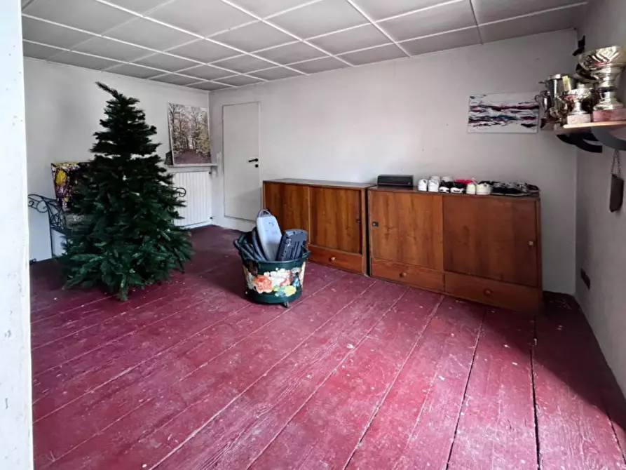 Immagine 25 di Rustico / casale in vendita  in Via Ponte a Pescantina