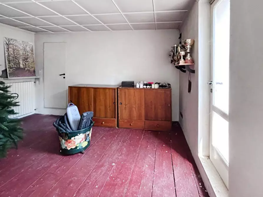 Immagine 26 di Rustico / casale in vendita  in Via Ponte a Pescantina