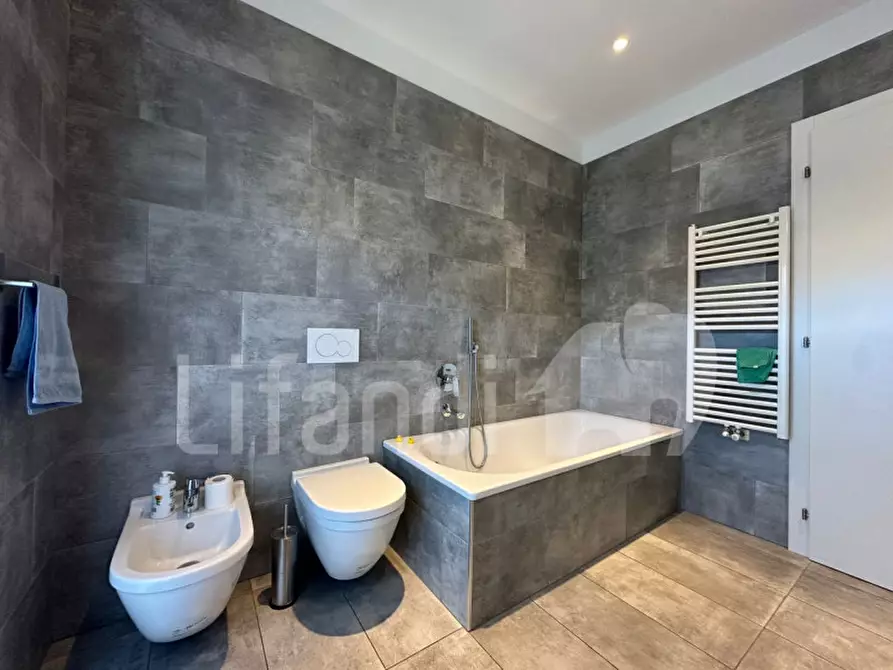 Immagine 3 di Appartamento in vendita  in via Paese a Terlano .Terlan.