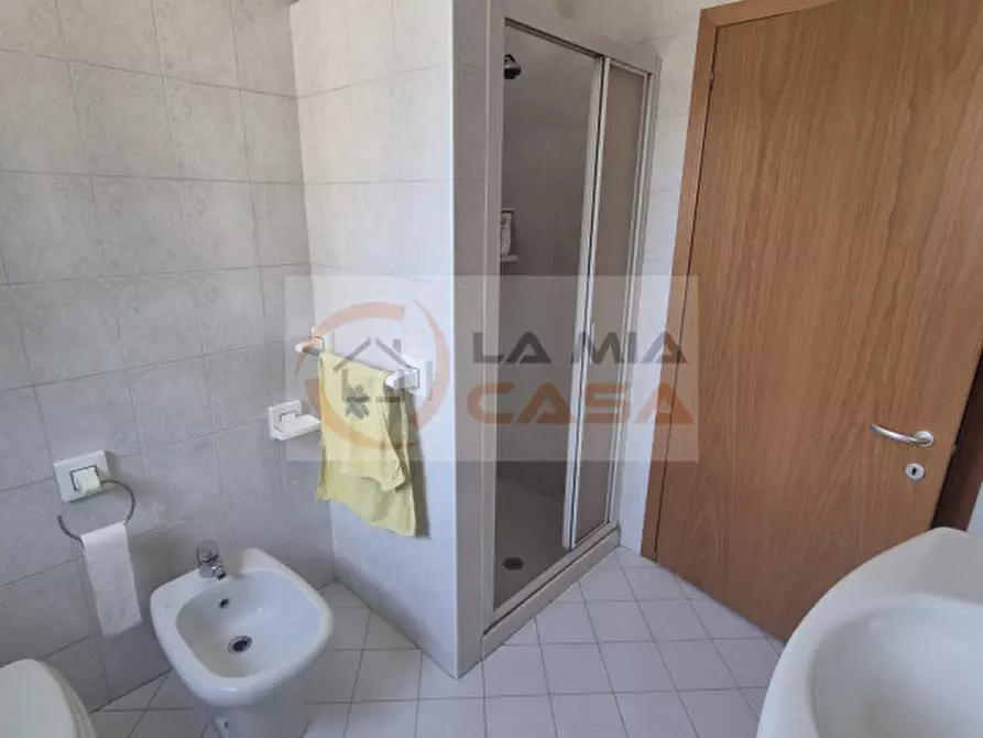 Immagine 10 di Camera in affitto  in via ii giugno 63 a Legnaro