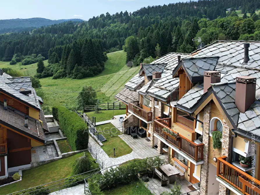 Immagine 2 di Appartamento in vendita  in Via Marchisera, 1 a Roana