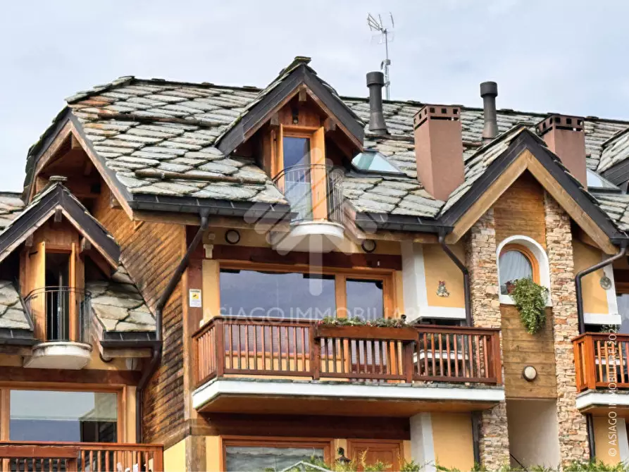 Immagine 5 di Appartamento in vendita  in Via Marchisera, 1 a Roana