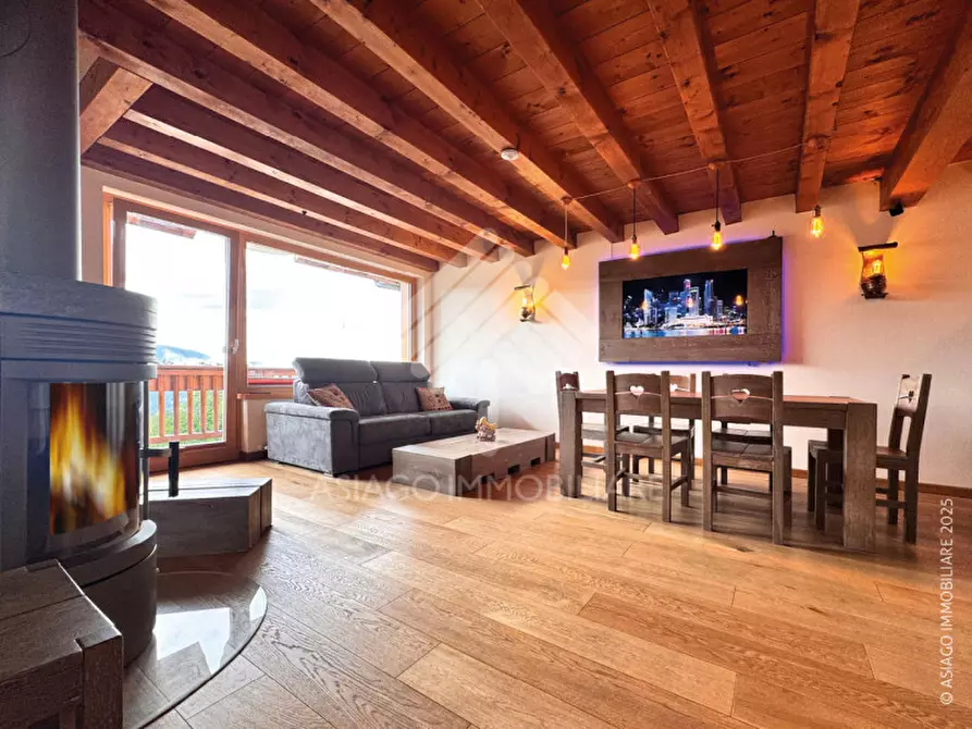 Immagine 9 di Appartamento in vendita  in Via Marchisera, 1 a Roana