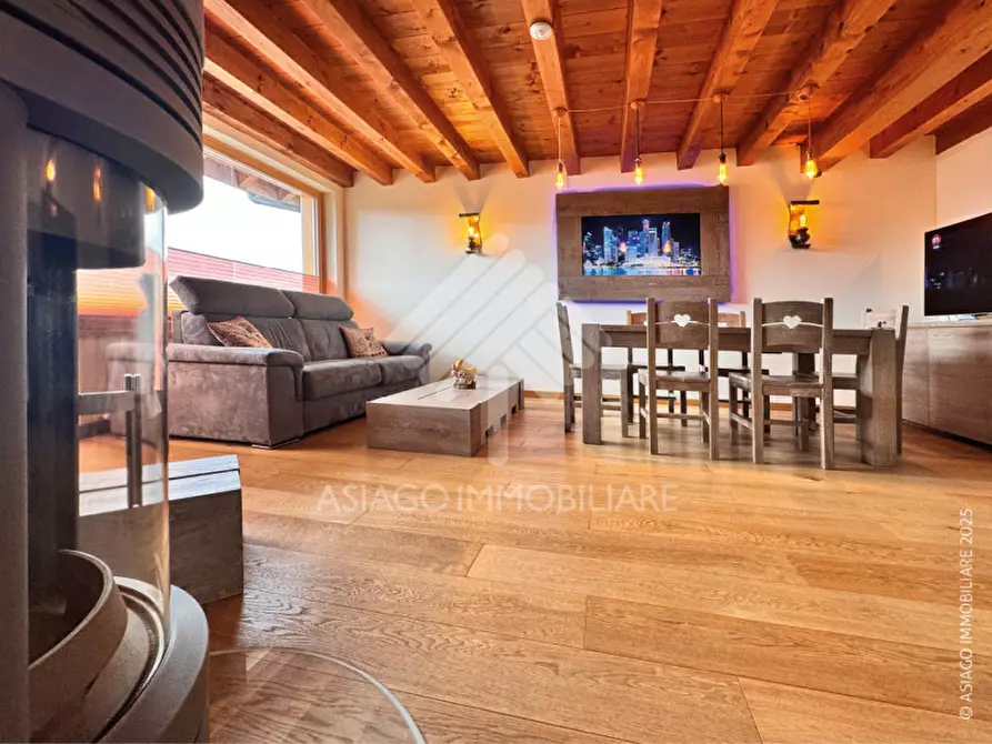 Immagine 13 di Appartamento in vendita  in Via Marchisera, 1 a Roana