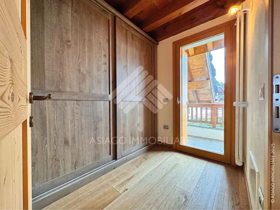 Immagine 16 di Appartamento in vendita  in Via Marchisera, 1 a Roana