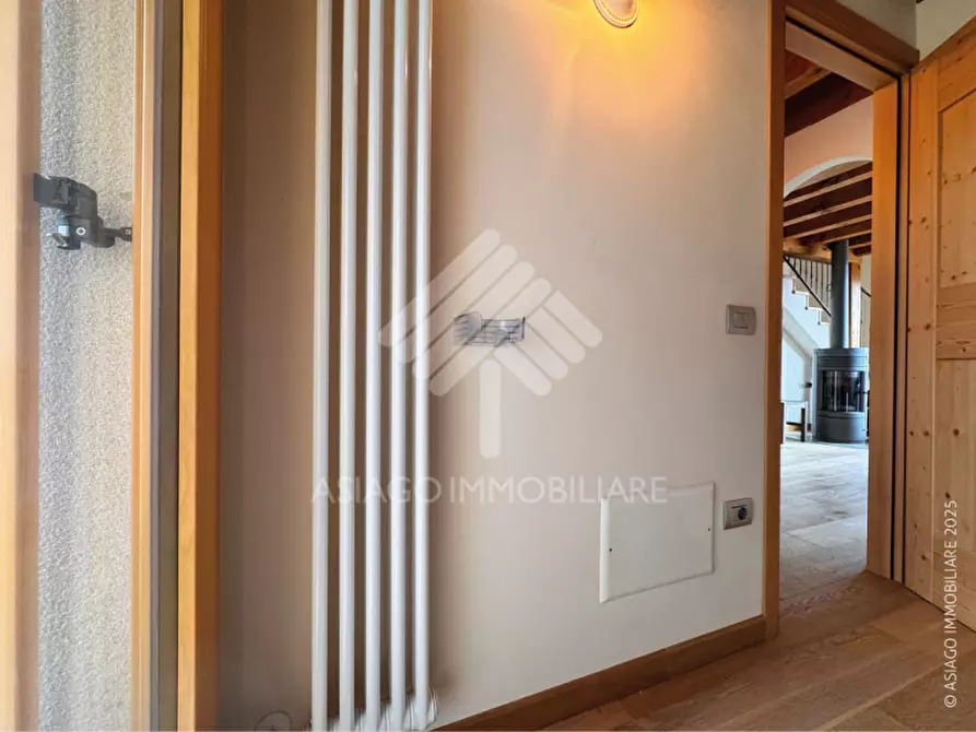 Immagine 17 di Appartamento in vendita  in Via Marchisera, 1 a Roana