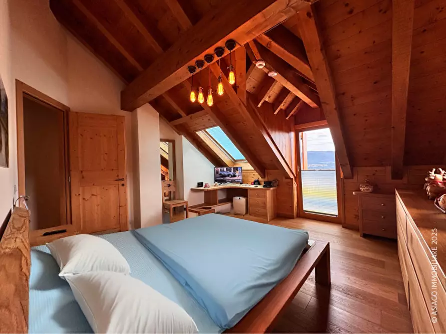 Immagine 23 di Appartamento in vendita  in Via Marchisera, 1 a Roana