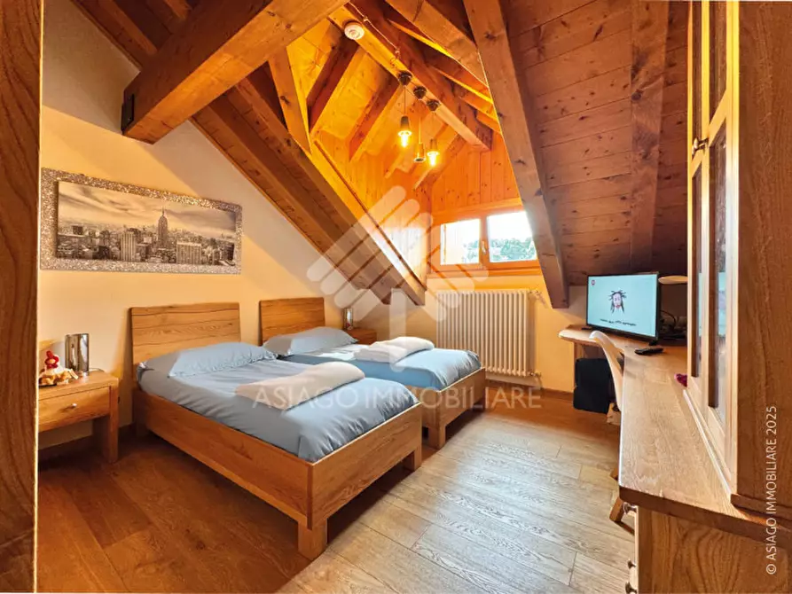 Immagine 25 di Appartamento in vendita  in Via Marchisera, 1 a Roana