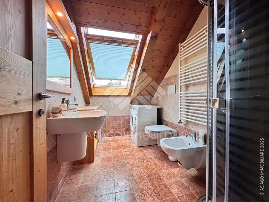 Immagine 27 di Appartamento in vendita  in Via Marchisera, 1 a Roana