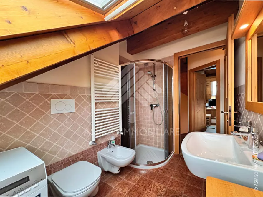 Immagine 28 di Appartamento in vendita  in Via Marchisera, 1 a Roana