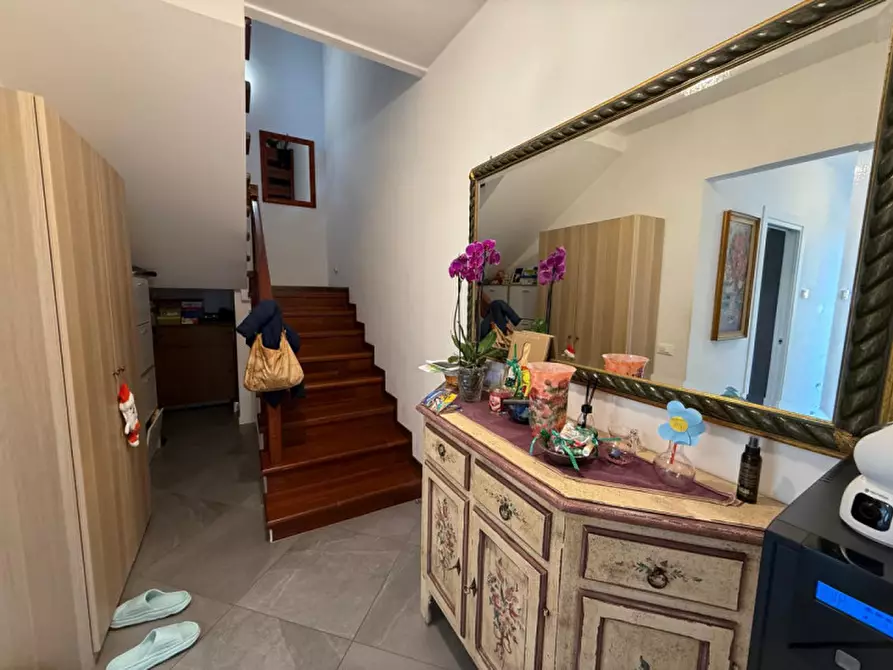 Immagine 3 di Casa bifamiliare in vendita  in Via Nino Springolo a Treviso