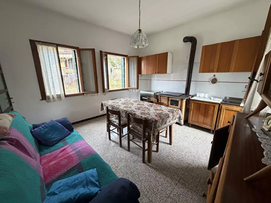 Immagine 10 di Rustico / casale in vendita  in VIA CENGOLINA a Galzignano Terme