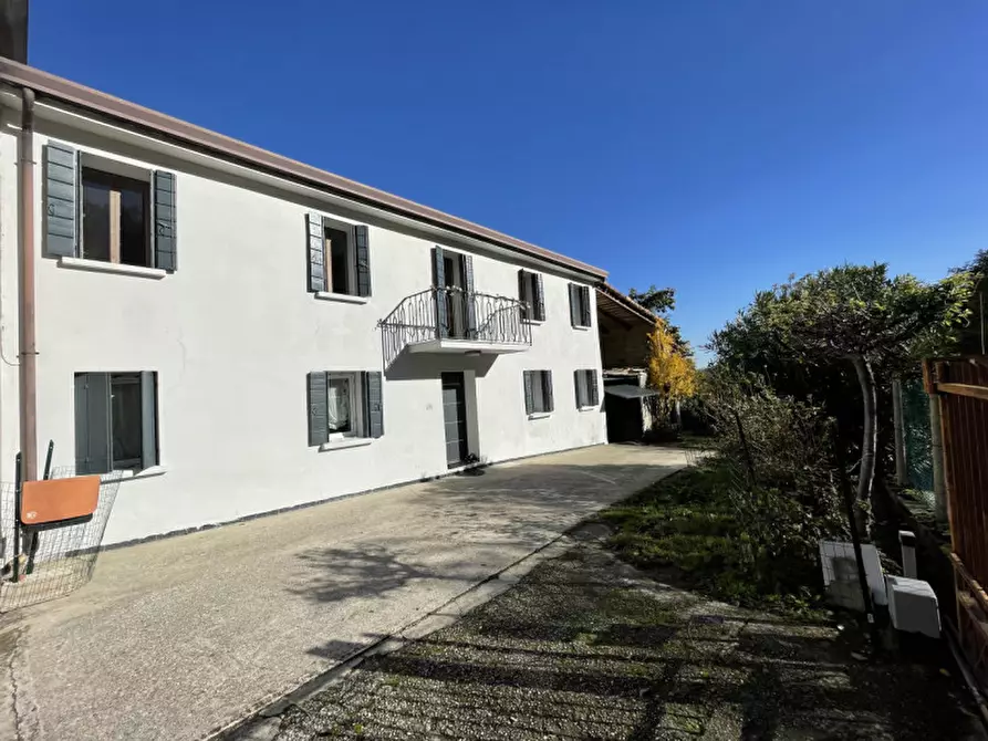Immagine 2 di Casa bifamiliare in vendita  in VIA CENGOLINA n. 186 a Galzignano Terme