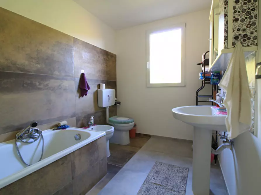 Immagine 28 di Casa bifamiliare in vendita  in VIA CENGOLINA n. 186 a Galzignano Terme