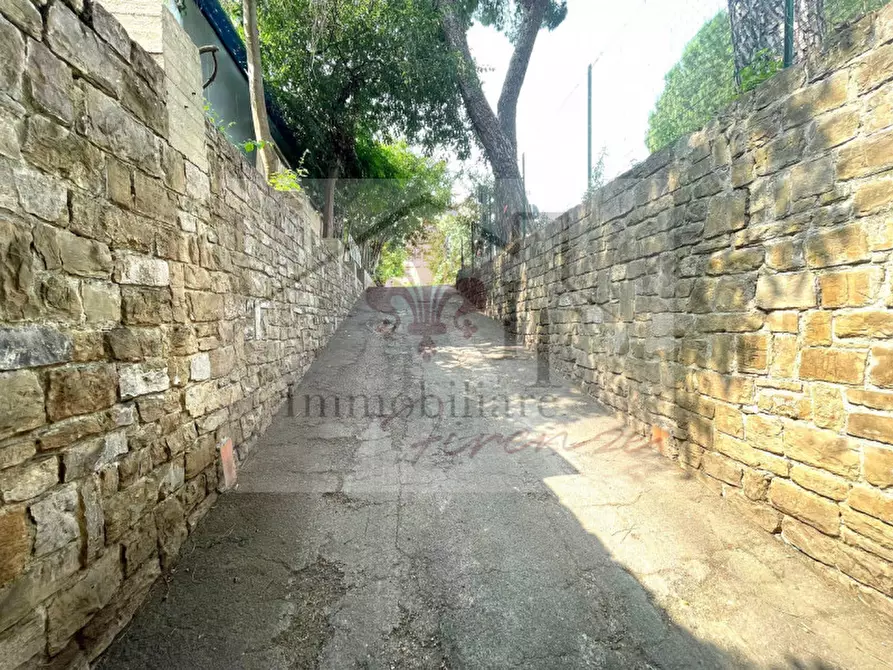 Immagine 2 di Magazzino in vendita  in Via Alessandro Allori a Firenze