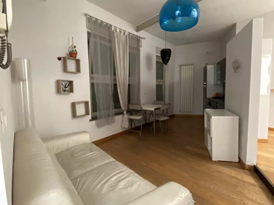 Immagine 6 di Loft/Open space in vendita  in Via Terni, 12 a Torino