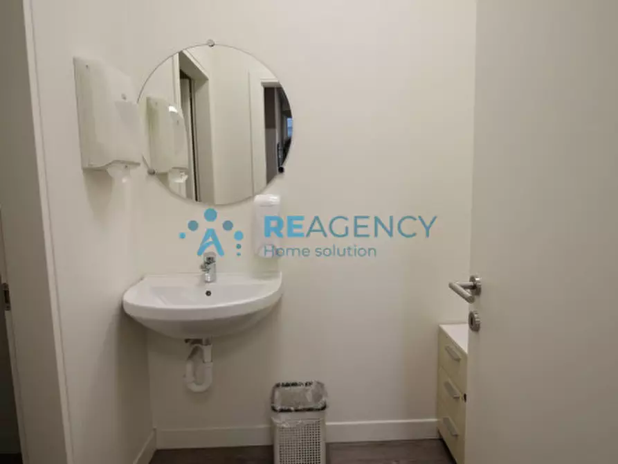 Immagine 7 di Ufficio in vendita  in Via Monte Pasubio a Zanè