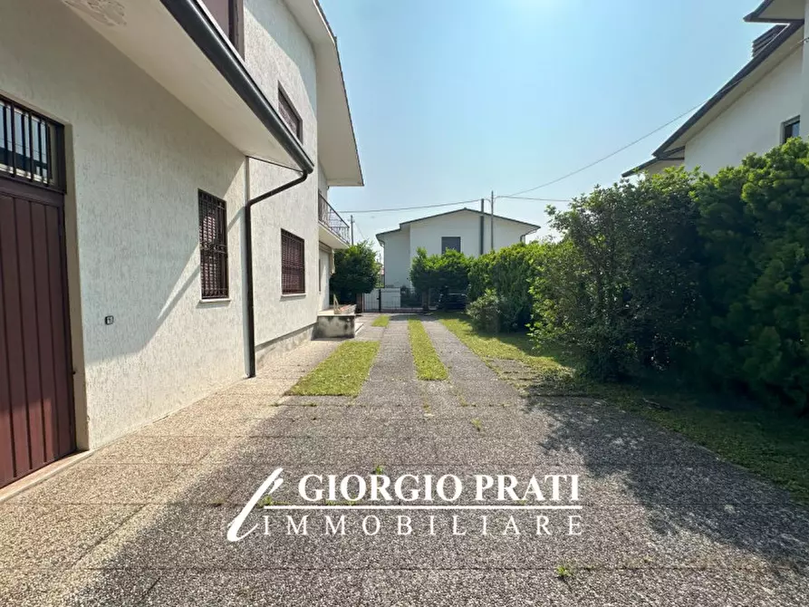 Immagine 3 di Casa indipendente in vendita  in Viale Venezia a Bassano Del Grappa
