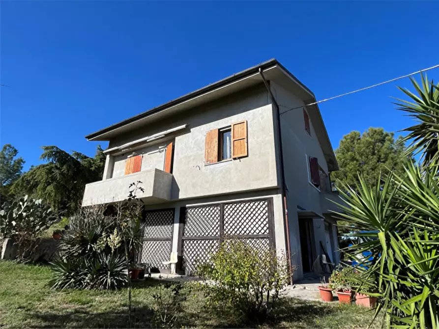 Immagine 2 di Casa indipendente in vendita  a Senigallia