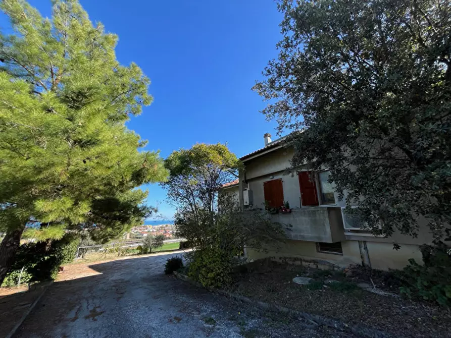 Immagine 13 di Casa indipendente in vendita  a Senigallia