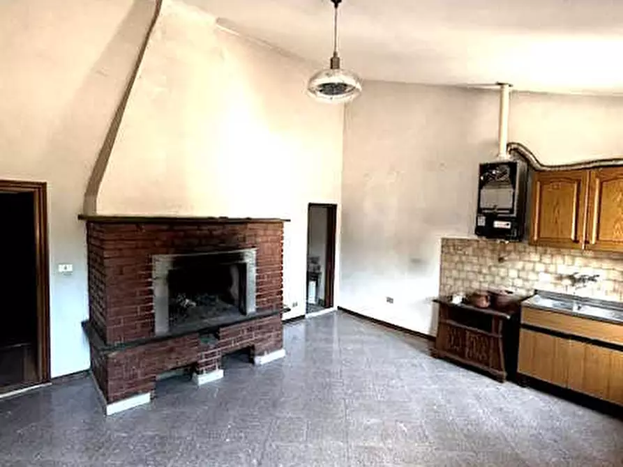 Immagine 9 di Villetta a schiera in vendita  a Terranuova Bracciolini