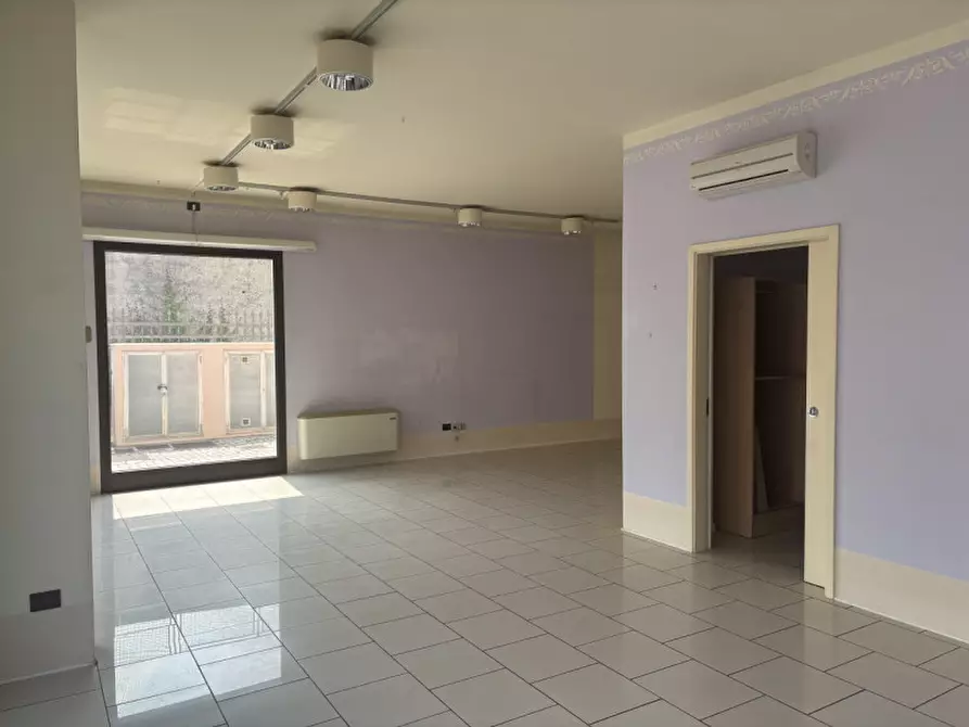 Immagine 4 di Negozio in affitto  in VIA IV NOVEMBRE a Mestrino