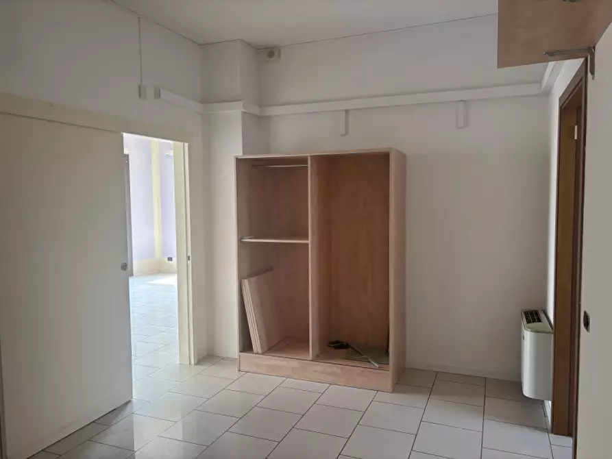 Immagine 9 di Negozio in affitto  in VIA IV NOVEMBRE a Mestrino