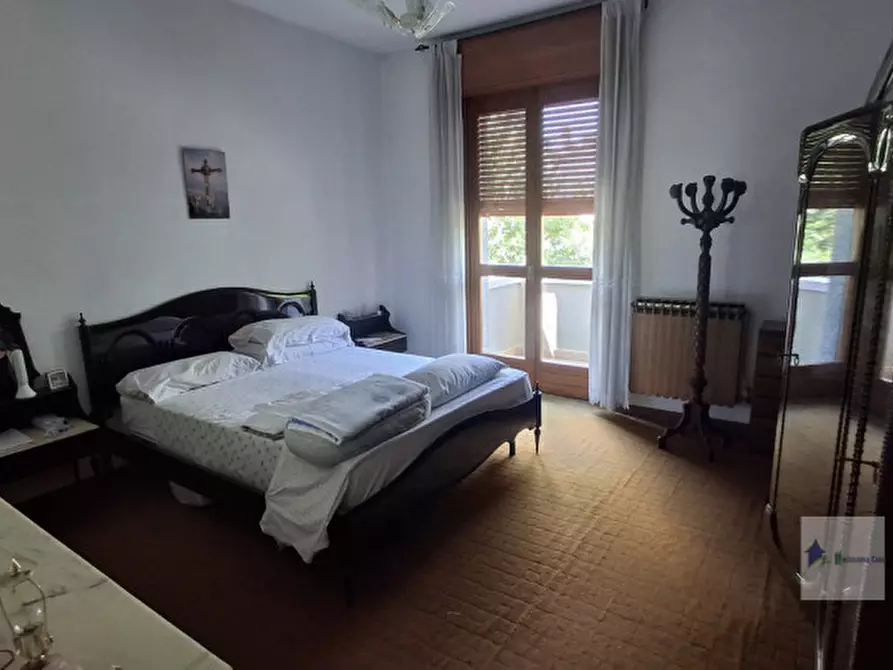 Immagine 12 di Villa in vendita  in Via Giotto a Castano Primo