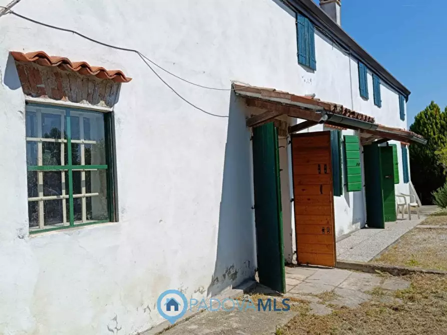 Immagine 3 di Rustico / casale in vendita  in Via Chiodare a Due Carrare