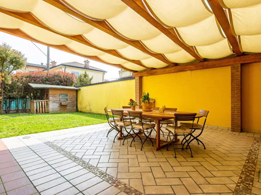 Immagine 2 di Casa indipendente in vendita  in Via Giambattista Malacarne a Vicenza