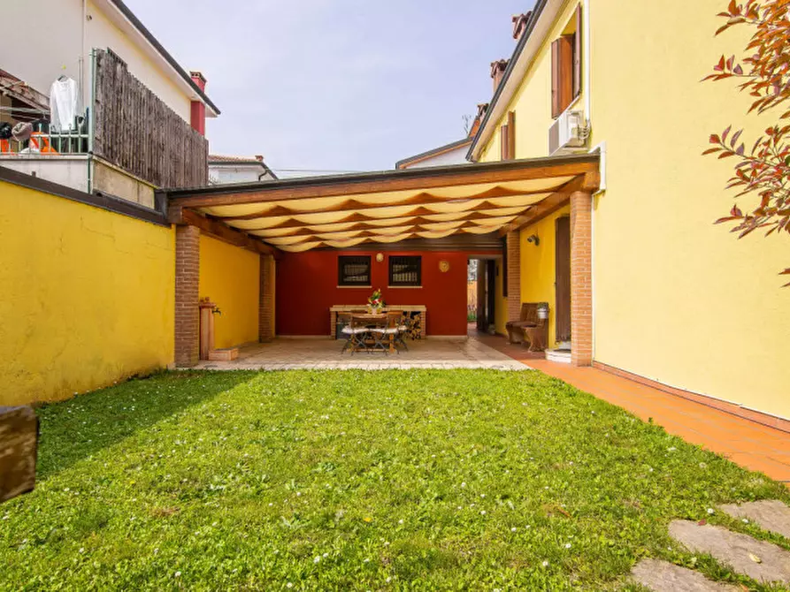 Immagine 13 di Casa indipendente in vendita  in Via Giambattista Malacarne a Vicenza