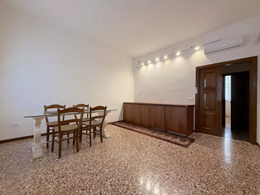 Immagine 2 di Appartamento in vendita  in Contra' San Faustino a Vicenza