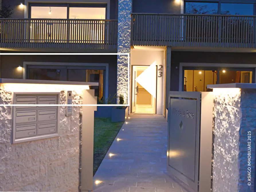 Immagine 4 di Appartamento in vendita  in Via Lotta, 23 a Asiago