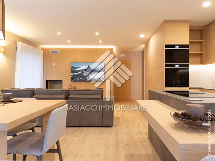 Immagine 9 di Appartamento in vendita  in Via Lotta, 23 a Asiago