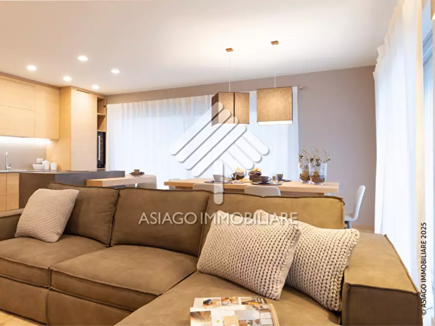 Immagine 13 di Appartamento in vendita  in Via Lotta, 23 a Asiago