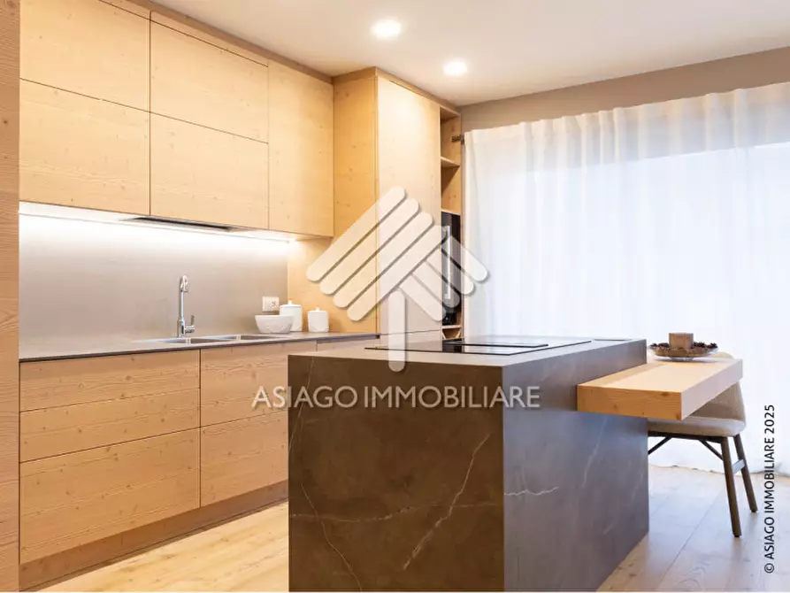 Immagine 15 di Appartamento in vendita  in Via Lotta, 23 a Asiago