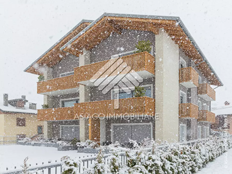 Immagine 17 di Appartamento in vendita  in Via Lotta, 23 a Asiago