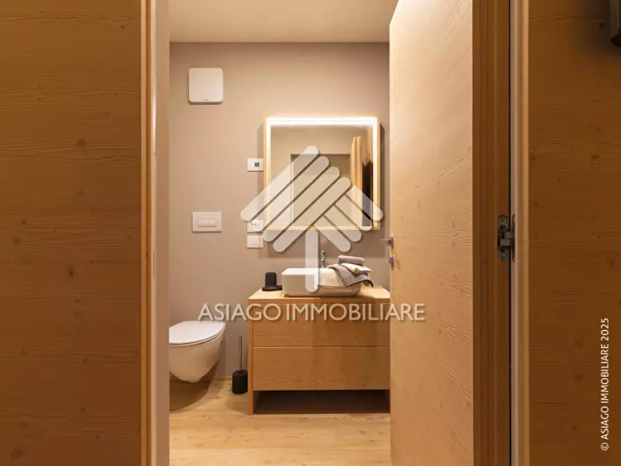 Immagine 20 di Appartamento in vendita  in Via Lotta, 23 a Asiago