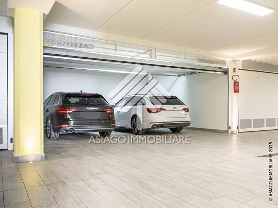 Immagine 24 di Appartamento in vendita  in Via Lotta, 23 a Asiago