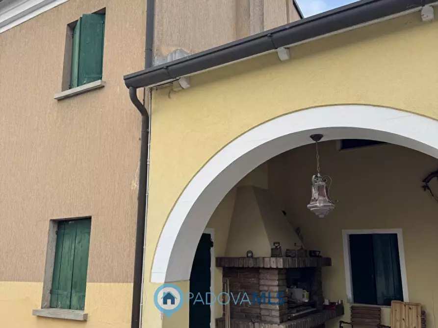 Immagine 4 di Casa trifamiliare in vendita  in Via Sette Martiri a Padova