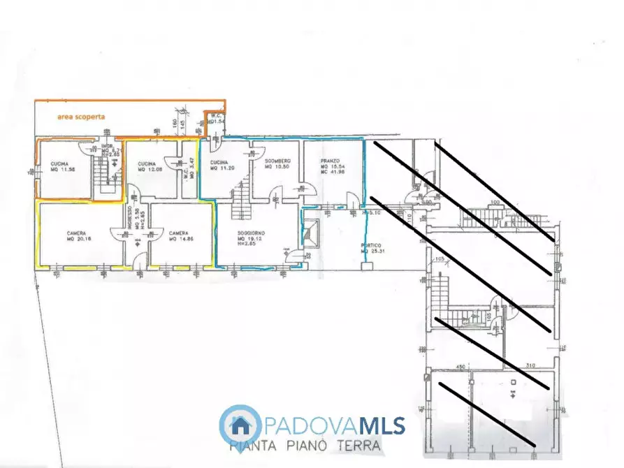Immagine 2 di Casa trifamiliare in vendita  in Via Sette Martiri a Padova