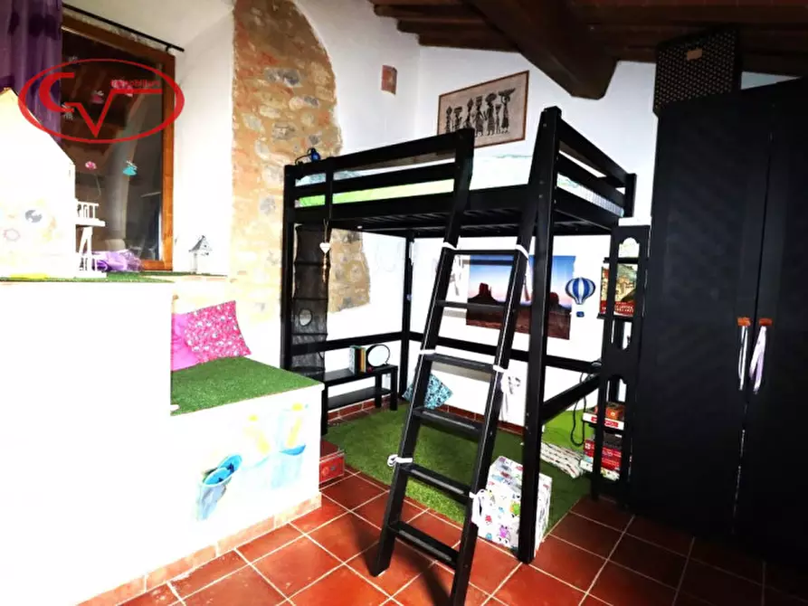 Immagine 19 di Villa in vendita  in Bucine a Bucine