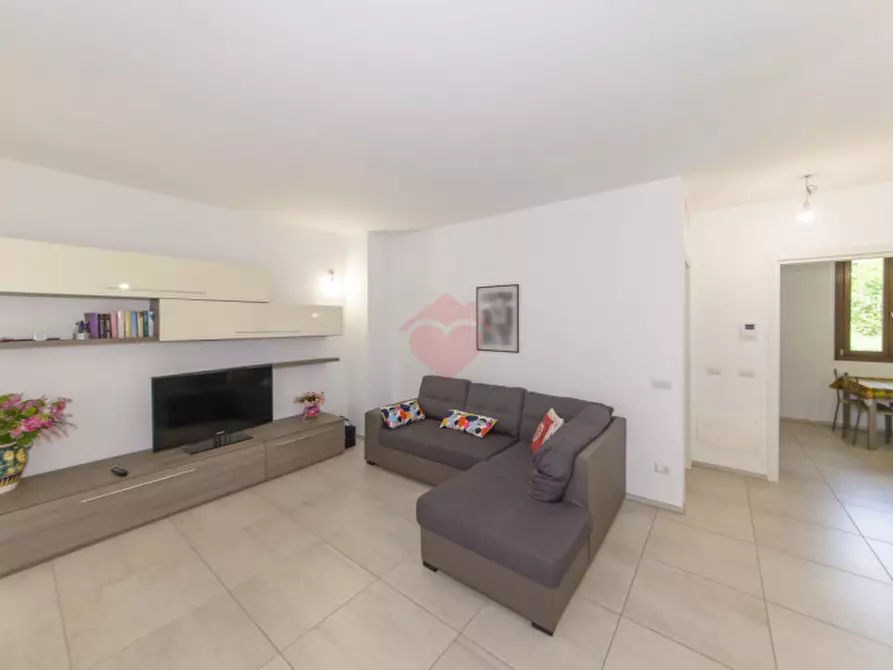 Immagine 3 di Villetta a schiera in vendita  in Via per Cascina Giugalarga 1 a Gorgonzola